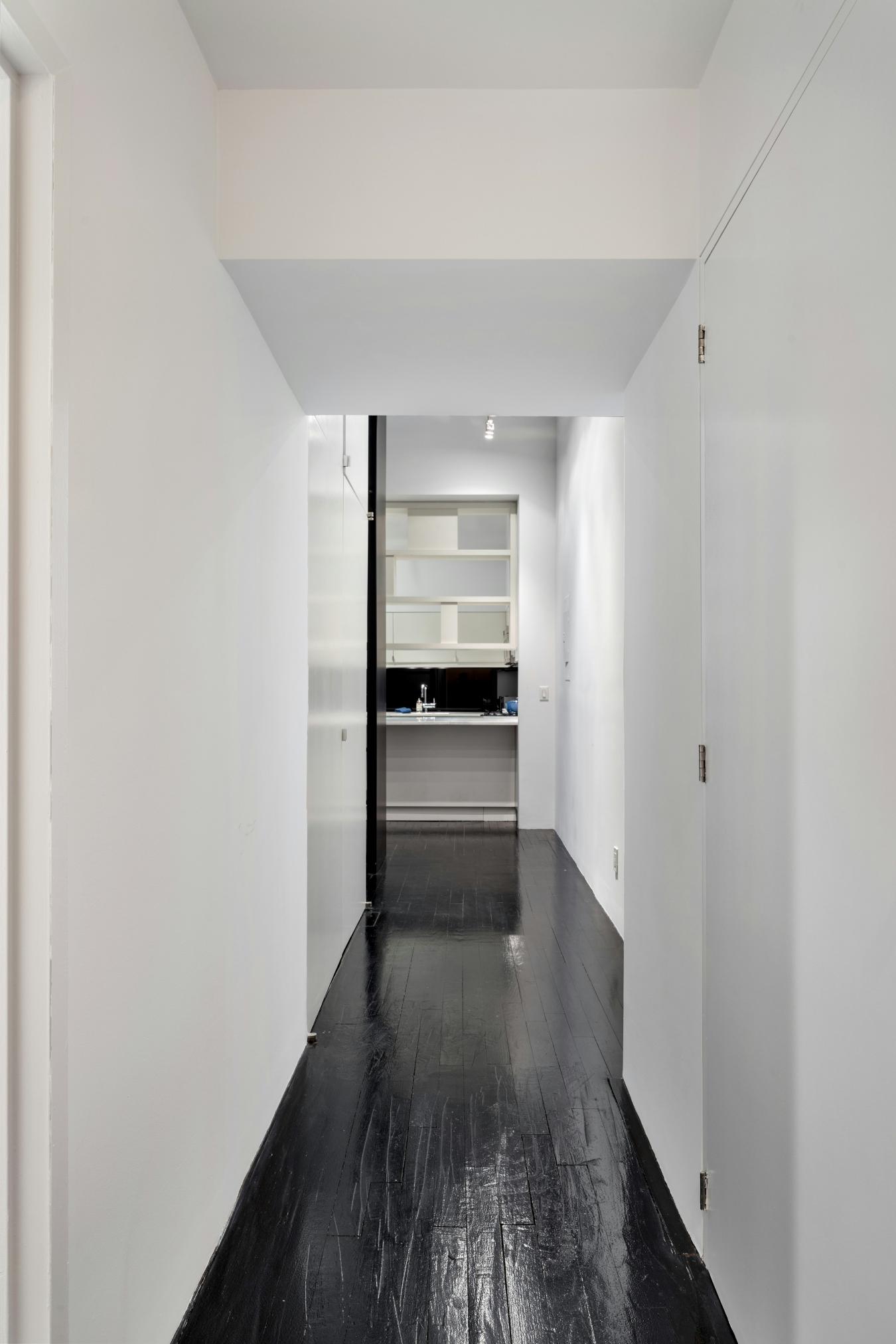 Soho, New York, 10012, United States, 1 Bedroom Bedrooms, ,1 BathroomBathrooms,Residential,For Sale,2016256