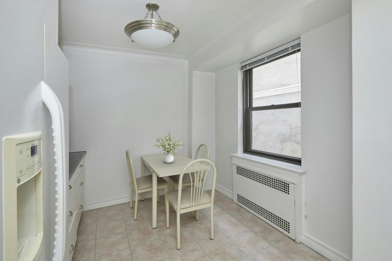 New York, New York, 10065, United States, 2 Bedrooms Bedrooms, ,3 BathroomsBathrooms,Residential,For Sale,2016254