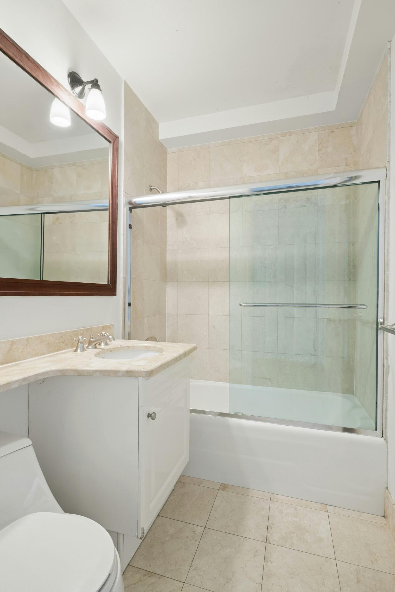 Financial District, New York, 10004, United States, 2 Bedrooms Bedrooms, ,2 BathroomsBathrooms,Residential,For Sale,2016253