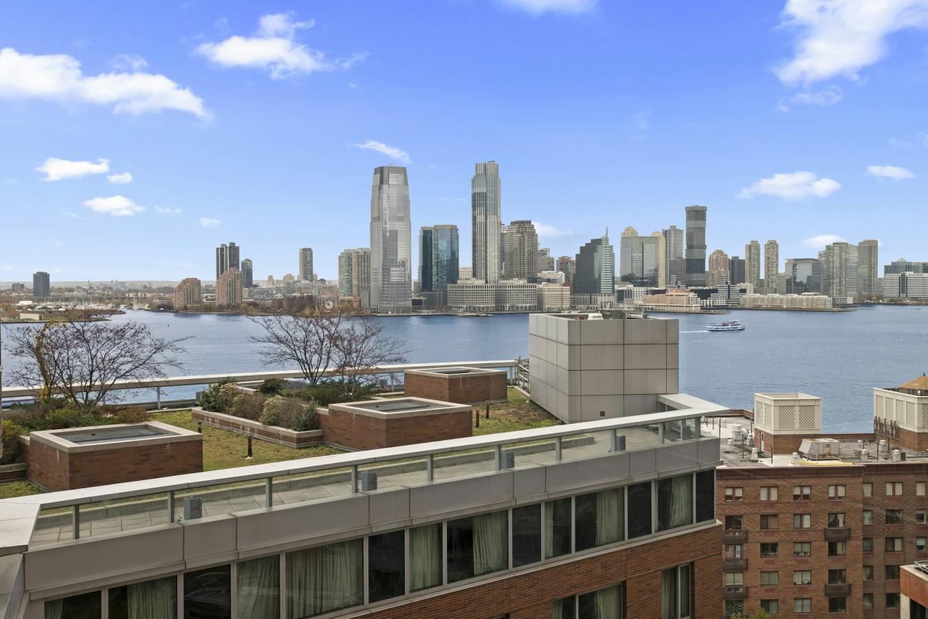 Financial District, New York, 10004, United States, 2 Bedrooms Bedrooms, ,2 BathroomsBathrooms,Residential,For Sale,2016253