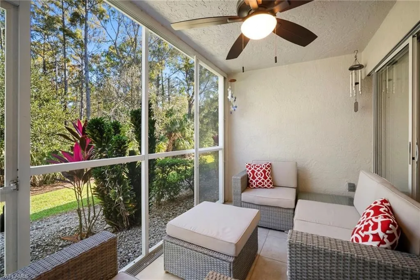 Heres your opportunity to own a beautiful piece of Naples paradise at – image 19