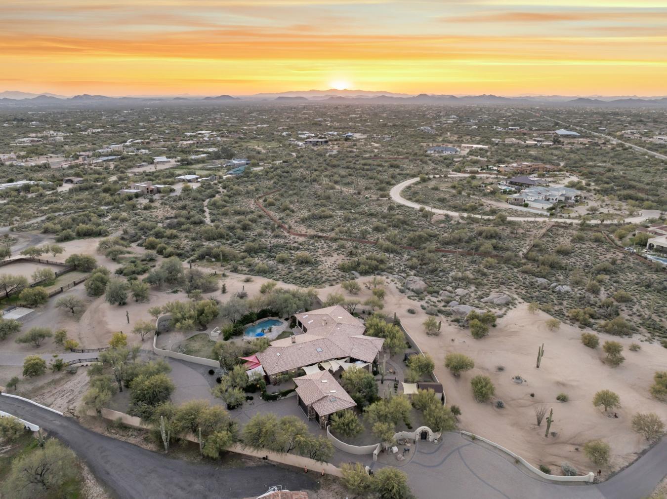 8449 E Dixileta Drive, Scottsdale, Maricopa, 85266, United States, 3 Bedrooms Bedrooms, ,5 BathroomsBathrooms,Residential,For Sale,8449 E Dixileta Drive,6981681