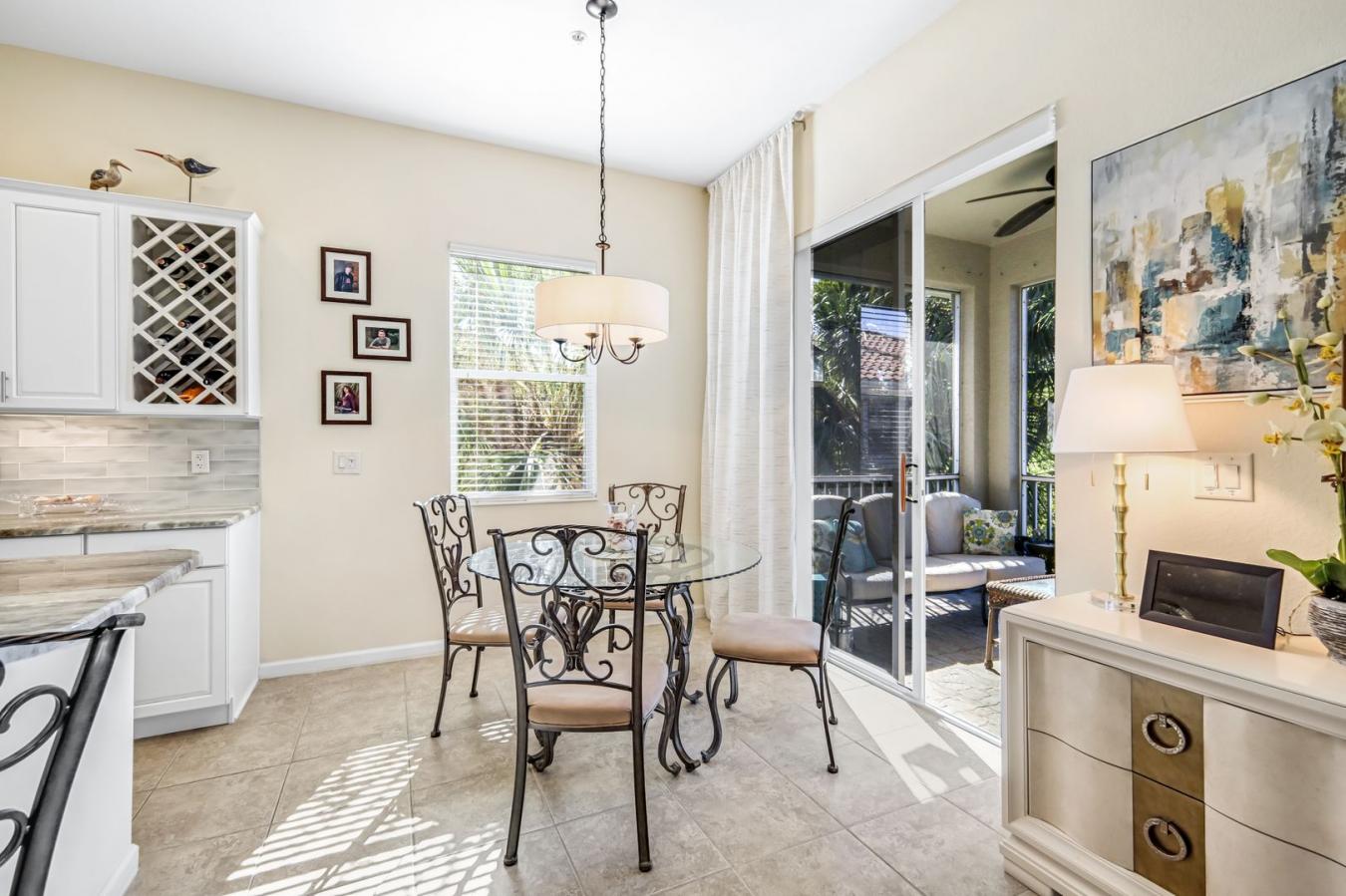 Welcome to this beautifully maintained second-floor carriage home, tuc – image 12