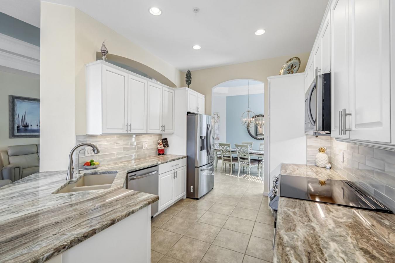 Welcome to this beautifully maintained second-floor carriage home, tuc – image 8