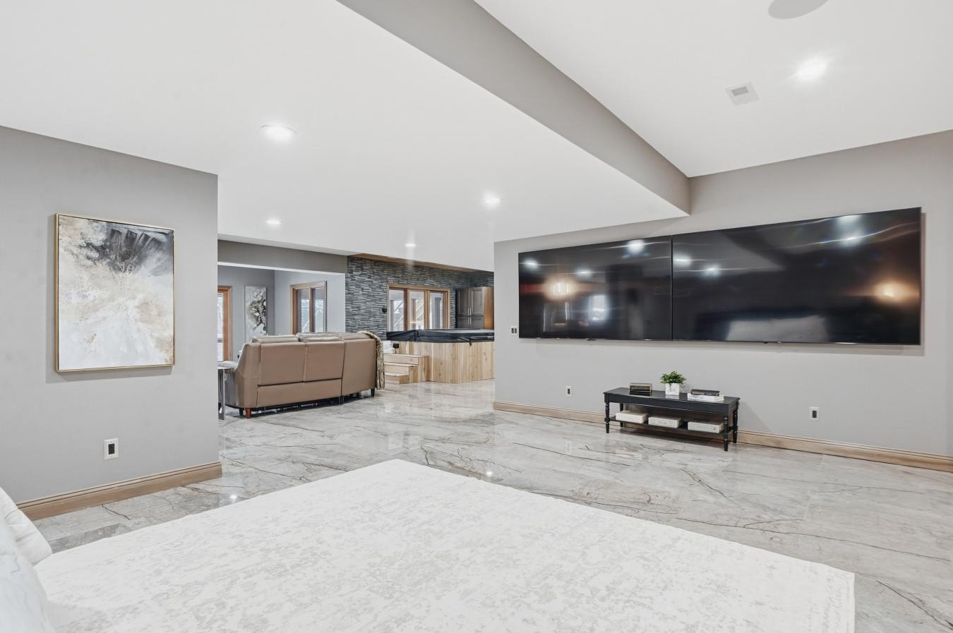 Whitmore Lake, Livingston County, 48189, United States, 6 Bedrooms Bedrooms, ,5 BathroomsBathrooms,Residential,For Sale,2017798