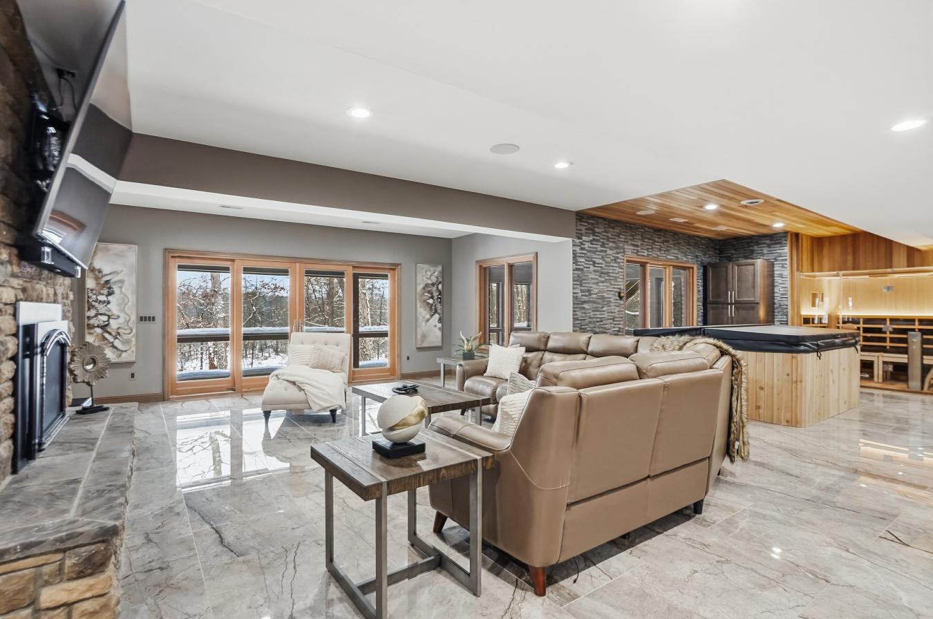 Whitmore Lake, Livingston County, 48189, United States, 6 Bedrooms Bedrooms, ,5 BathroomsBathrooms,Residential,For Sale,2017798