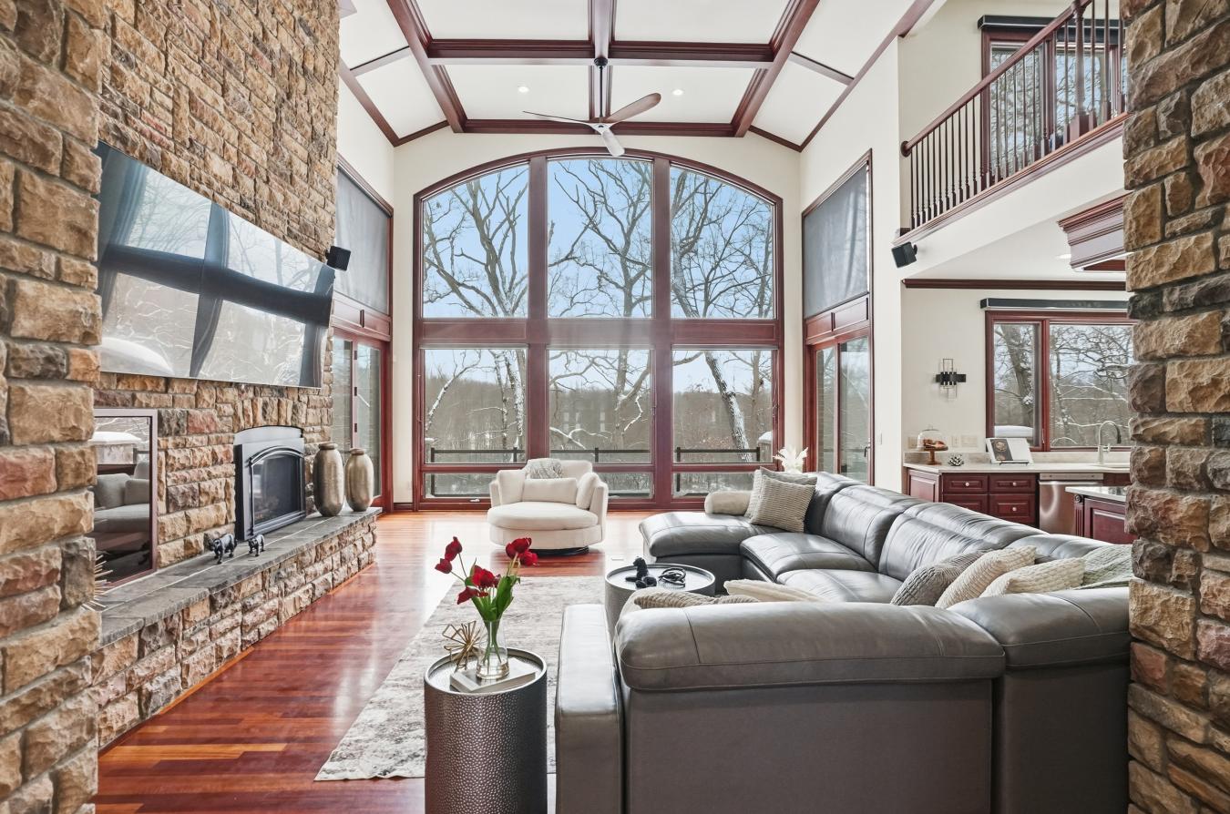 Whitmore Lake, Livingston County, 48189, United States, 6 Bedrooms Bedrooms, ,5 BathroomsBathrooms,Residential,For Sale,2017798