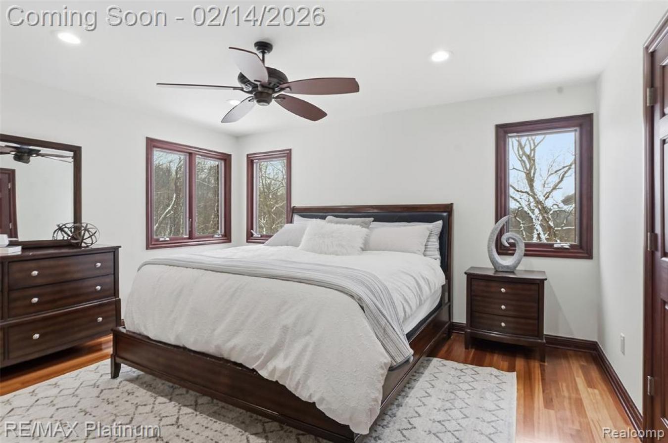 Whitmore Lake, Livingston County, 48189, United States, 6 Bedrooms Bedrooms, ,5 BathroomsBathrooms,Residential,For Sale,2017798