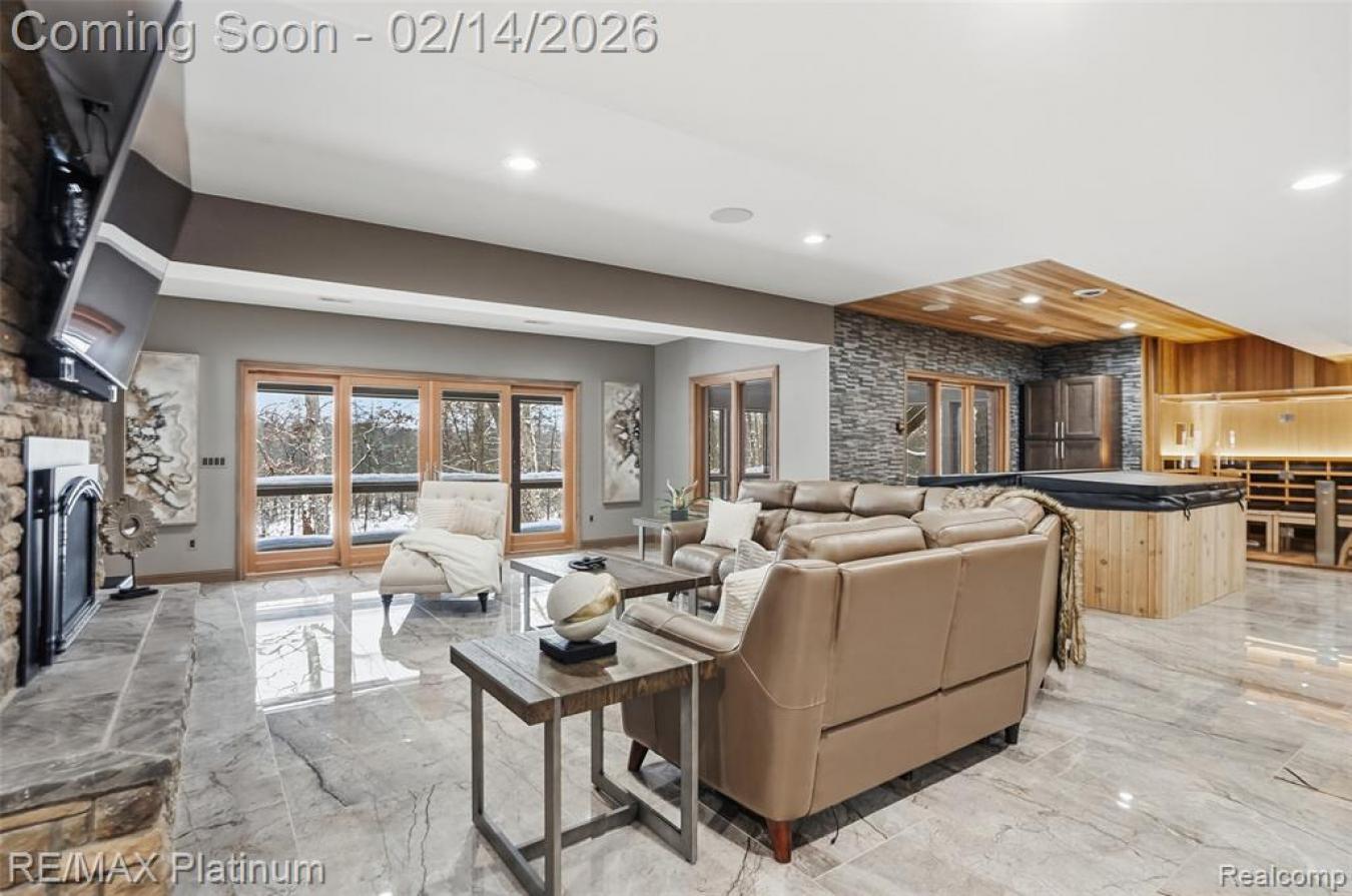 Whitmore Lake, Livingston County, 48189, United States, 6 Bedrooms Bedrooms, ,5 BathroomsBathrooms,Residential,For Sale,2017798