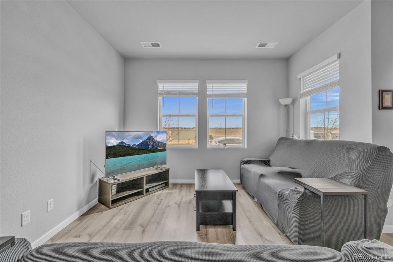Welcome home to effortless style and comfort in this stunning, newer-b – image 10