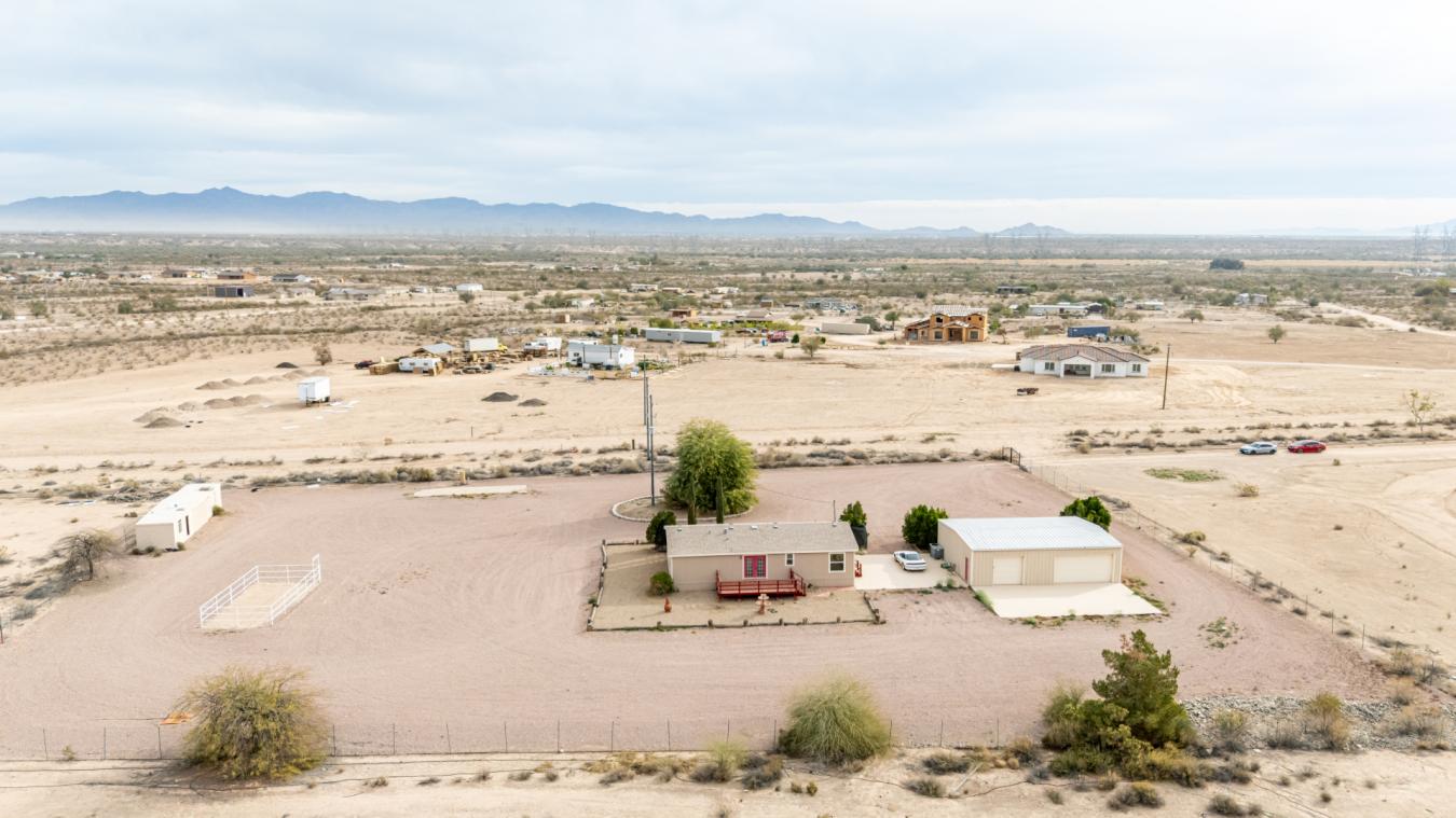 FENCED-SHOP-REMODELED 3 bedroom, 2 bath manufactured home situated on – image 2