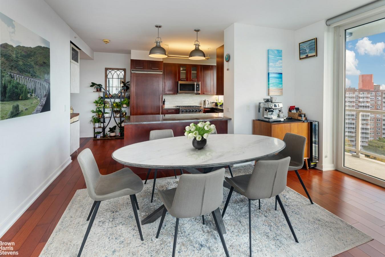 Central Riverdale, New York, 10463, United States, 3 Bedrooms Bedrooms, ,3 BathroomsBathrooms,Residential,For Sale,2020285