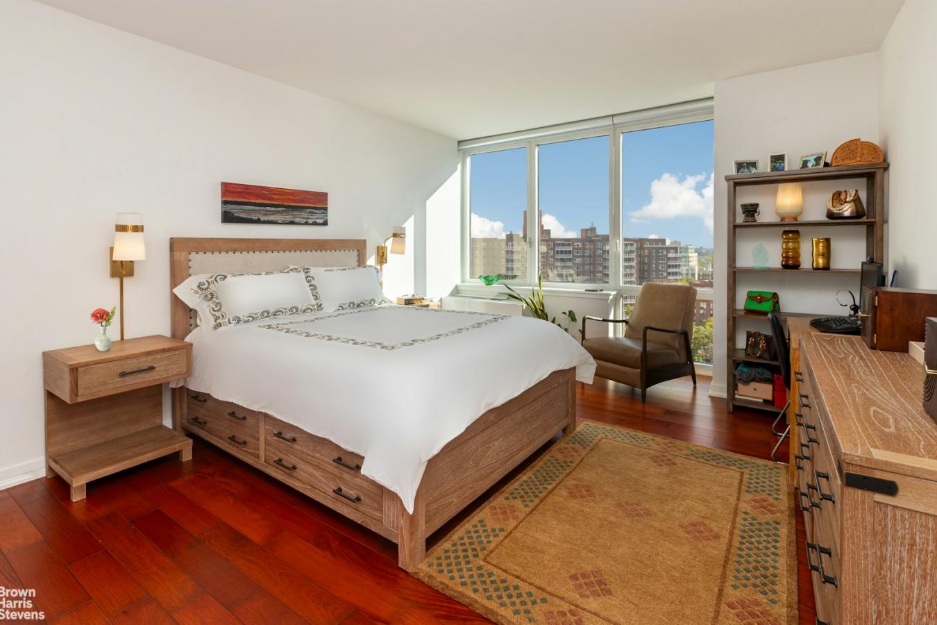 Central Riverdale, New York, 10463, United States, 3 Bedrooms Bedrooms, ,3 BathroomsBathrooms,Residential,For Sale,2020285