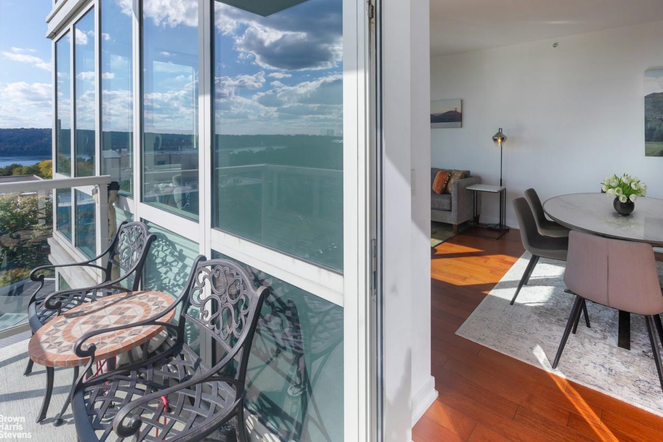 Central Riverdale, New York, 10463, United States, 3 Bedrooms Bedrooms, ,3 BathroomsBathrooms,Residential,For Sale,2020285
