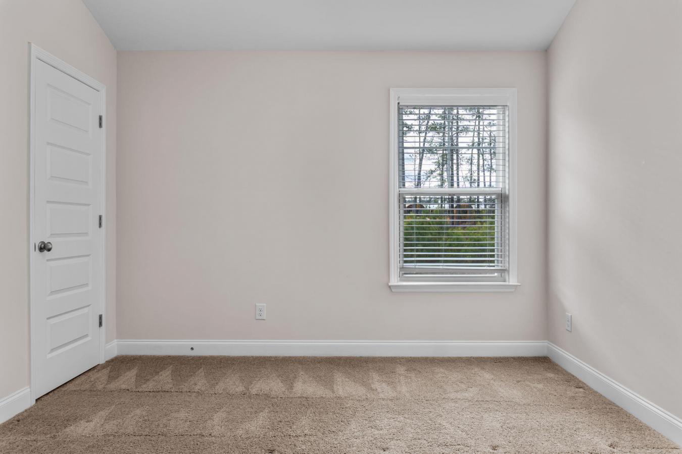 Like-New Luxury Townhome in a Gated Community &amp; Top-Rated Scho – image 19