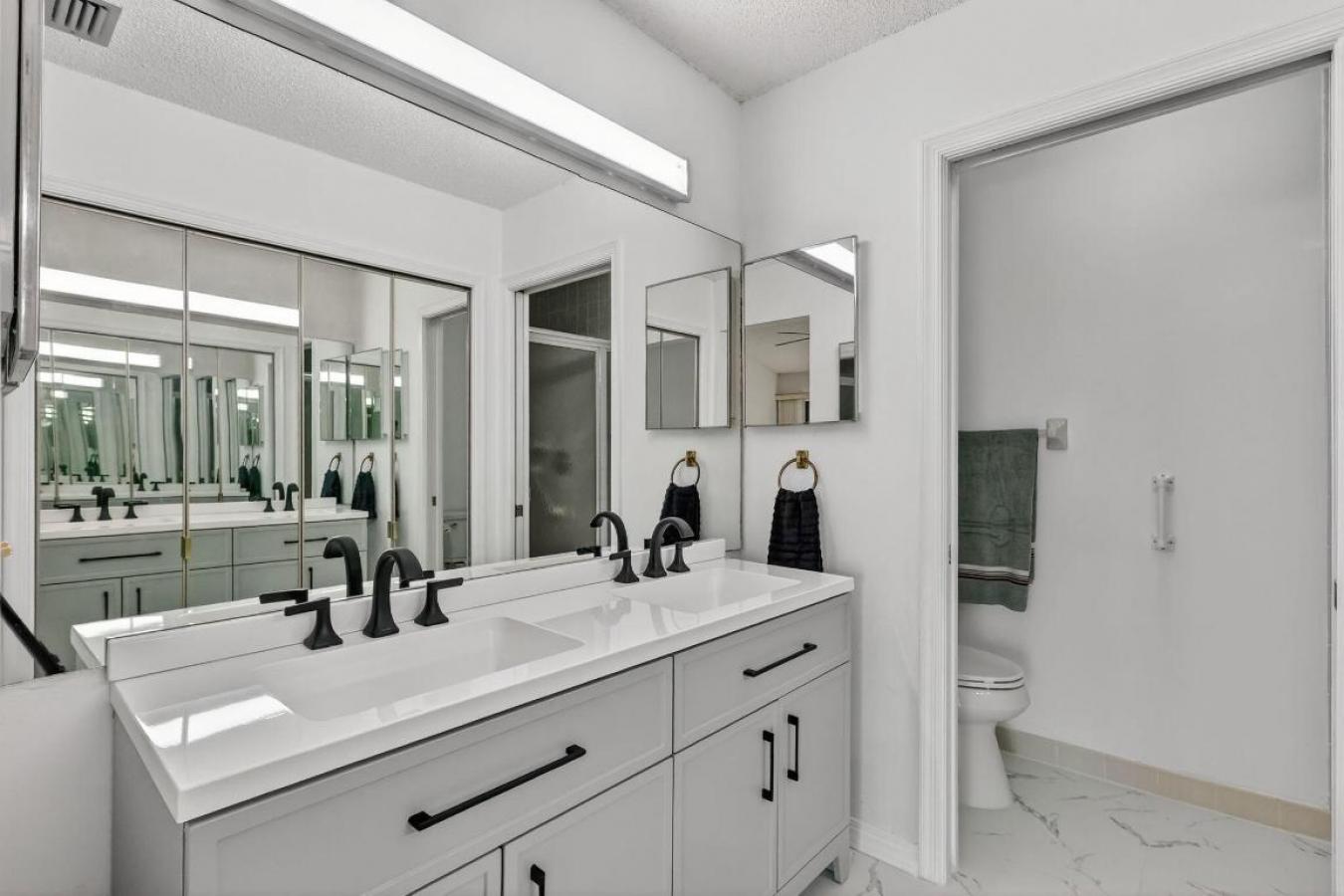 6184 SE Georgetown Place, Hobe Sound, Martin, 33455, United States, 2 Bedrooms Bedrooms, ,2 BathroomsBathrooms,Residential,For Sale,6184 SE Georgetown Place,RX11152550