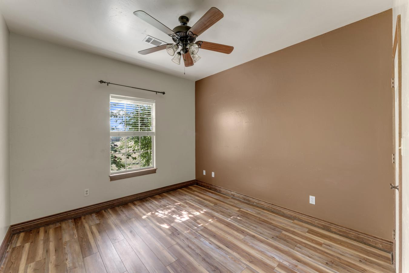 120 Zurita Trail, Marble Falls, Burnet, 78654, United States, 3 Bedrooms Bedrooms, ,2 BathroomsBathrooms,Residential,For Sale,120 Zurita Trail,1677245