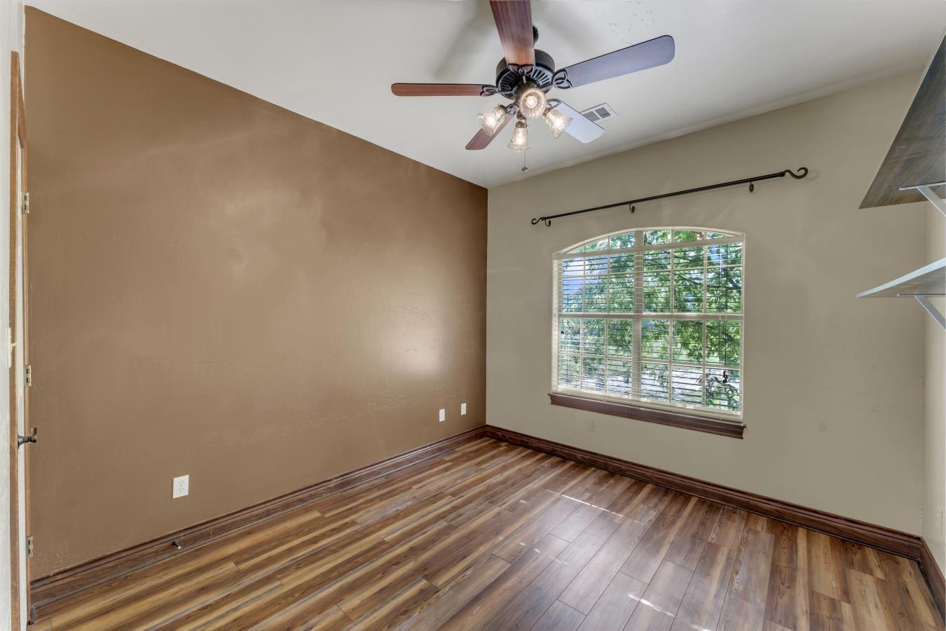 120 Zurita Trail, Marble Falls, Burnet, 78654, United States, 3 Bedrooms Bedrooms, ,2 BathroomsBathrooms,Residential,For Sale,120 Zurita Trail,1677245