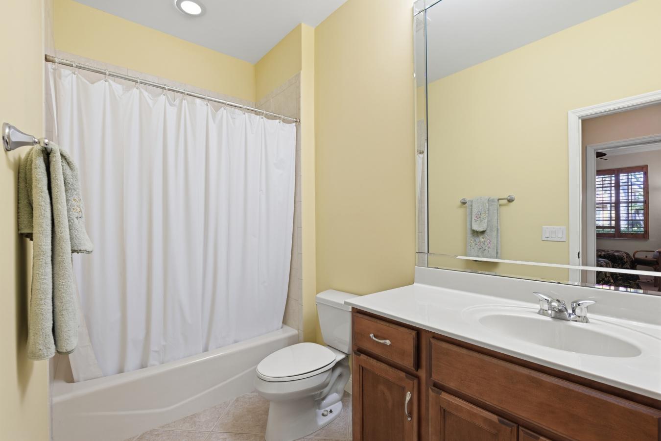 12200 Toscana Way, Bonita Springs, Lee, 34135, United States, 2 Bedrooms Bedrooms, ,2 BathroomsBathrooms,Residential,For Sale,12200 Toscana Way,226007839