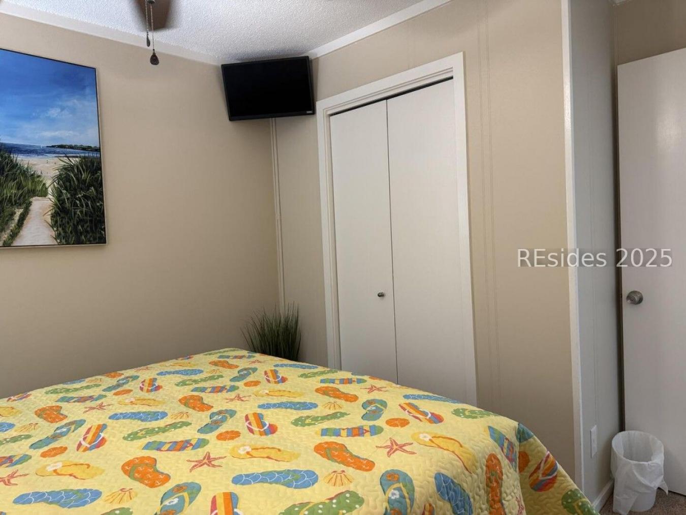 This fully furnished 2BR/2BA second-floor villa in oceanfront Admirals – image 16