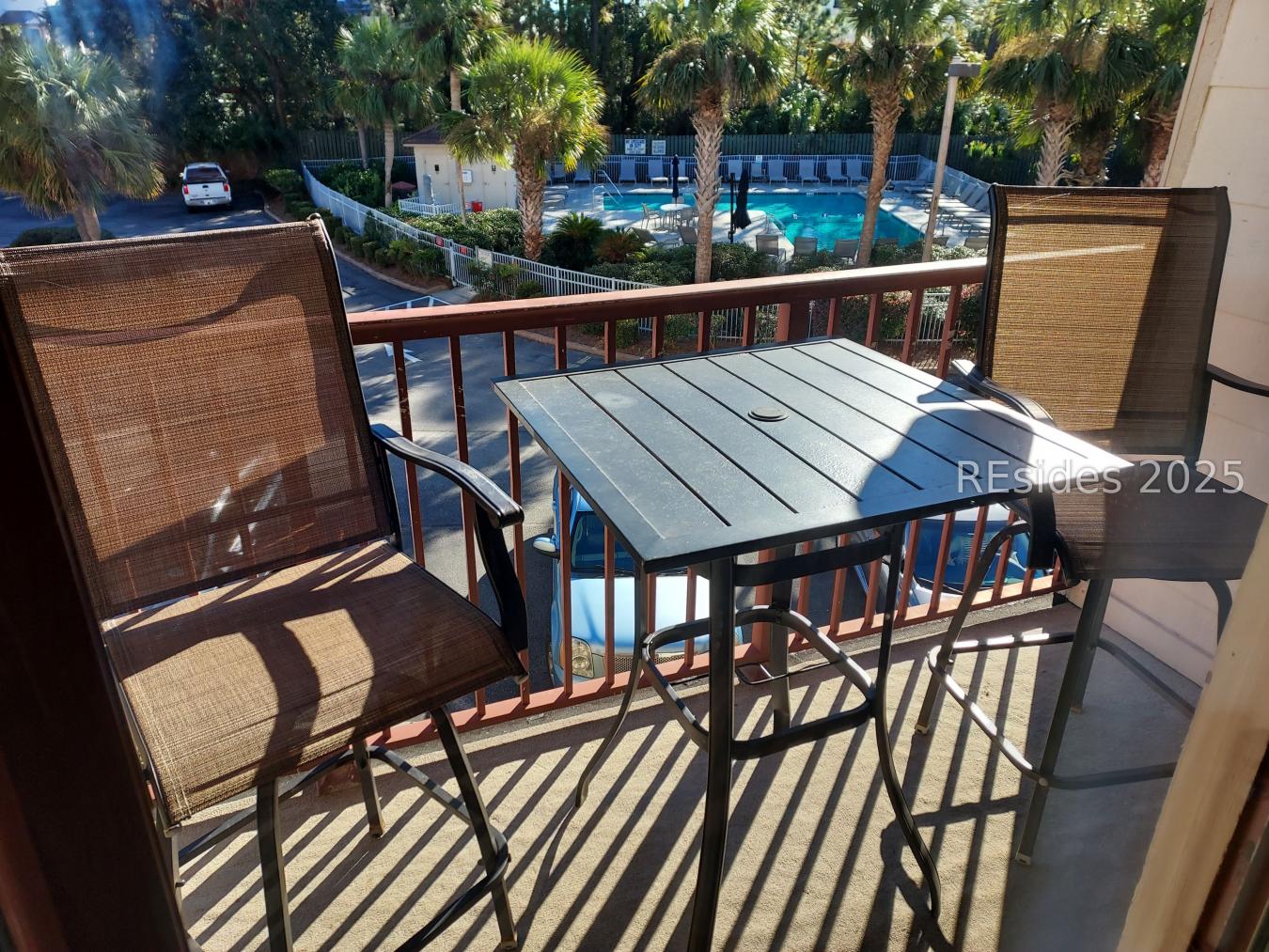 This fully furnished 2BR/2BA second-floor villa in oceanfront Admirals – image 5