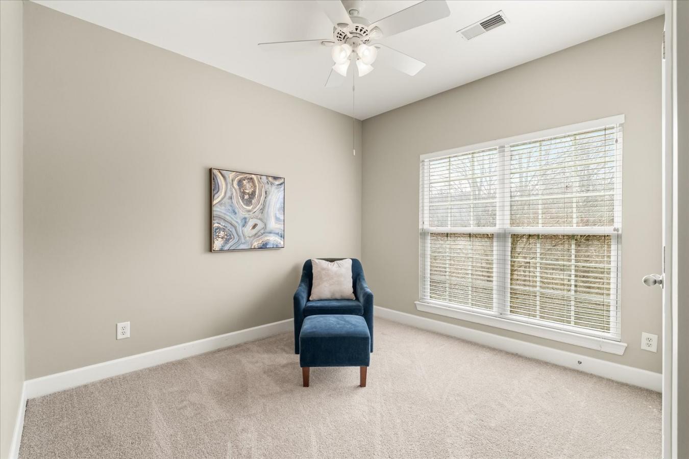 Welcome to the most charming single-story HOME in South Nashville, loc – image 13