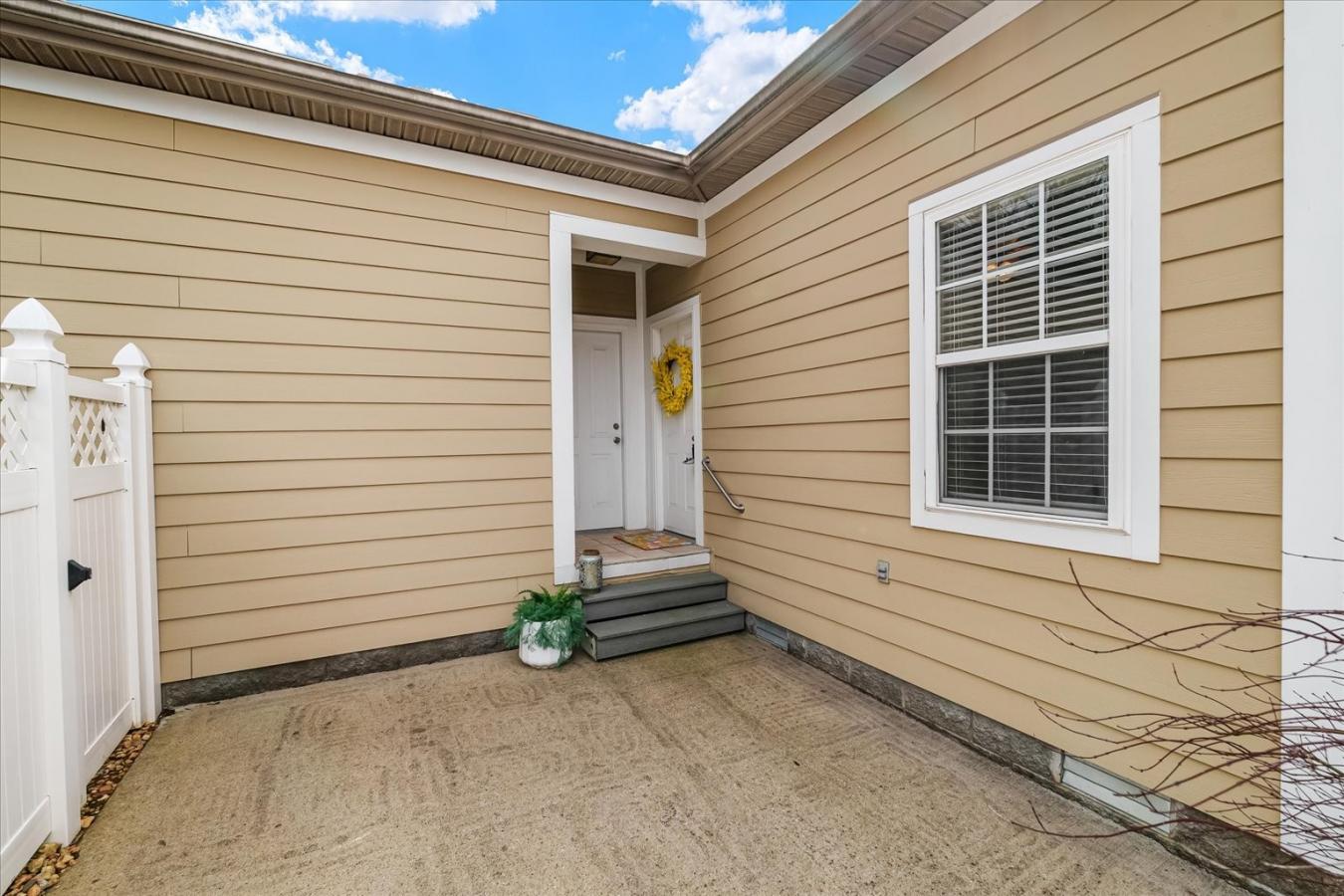 Welcome to the most charming single-story HOME in South Nashville, loc – image 19