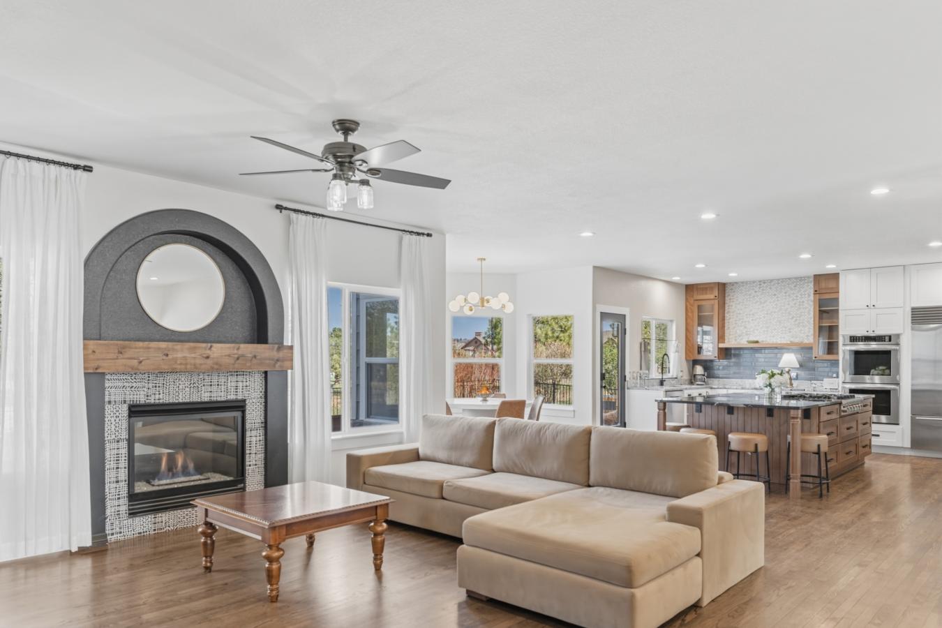 Castle Rock, Douglas, 80104, United States, 5 Bedrooms Bedrooms, ,5 BathroomsBathrooms,Residential,For Sale,2023776
