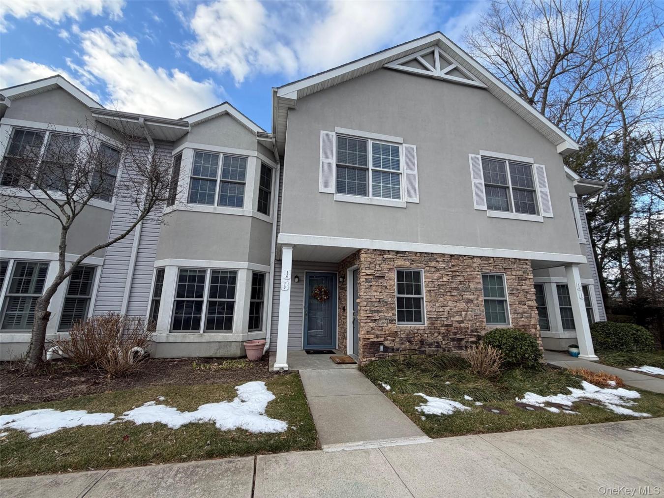 Mill Pond Acres 55+ Gated Community First floor Condo with 2 Bedrooms – image 1