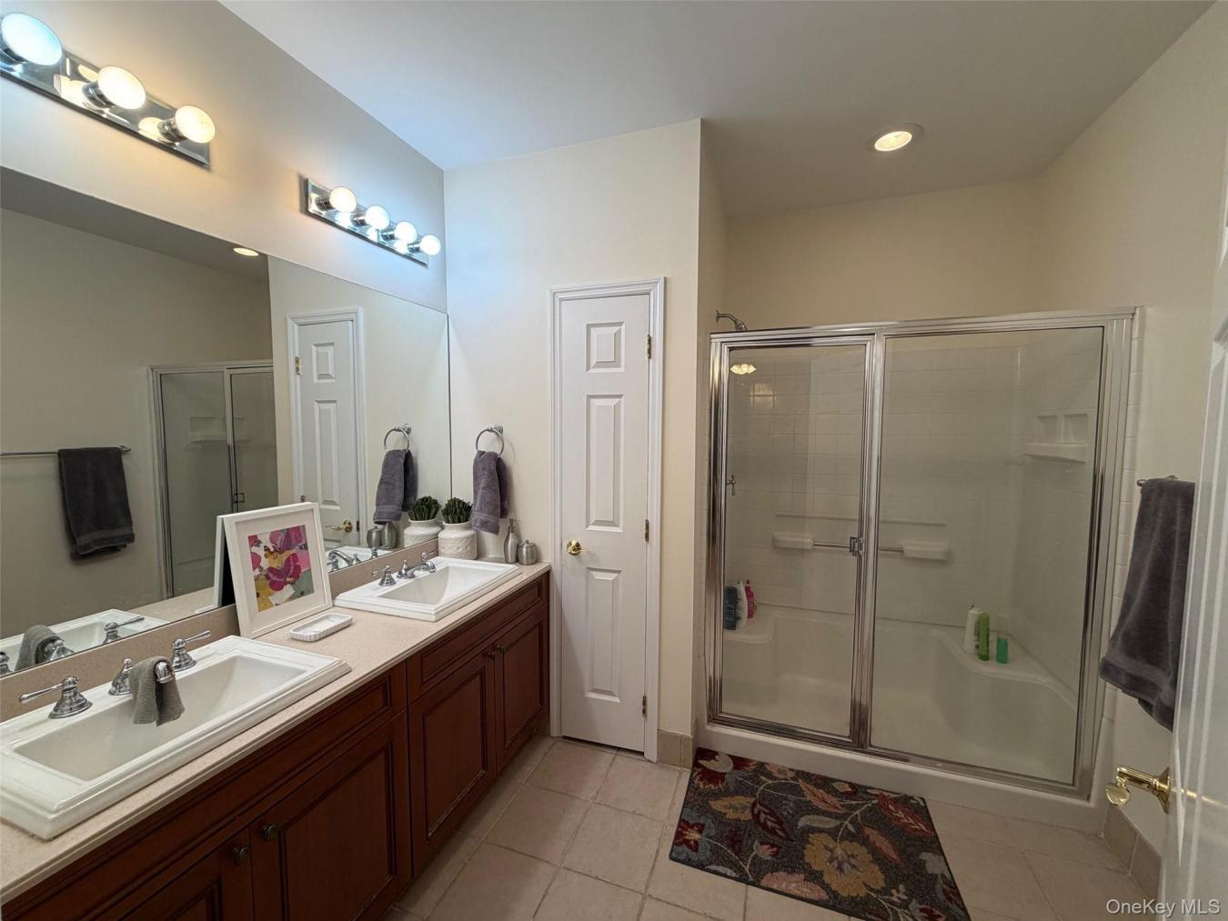 Mill Pond Acres 55+ Gated Community First floor Condo with 2 Bedrooms – image 10