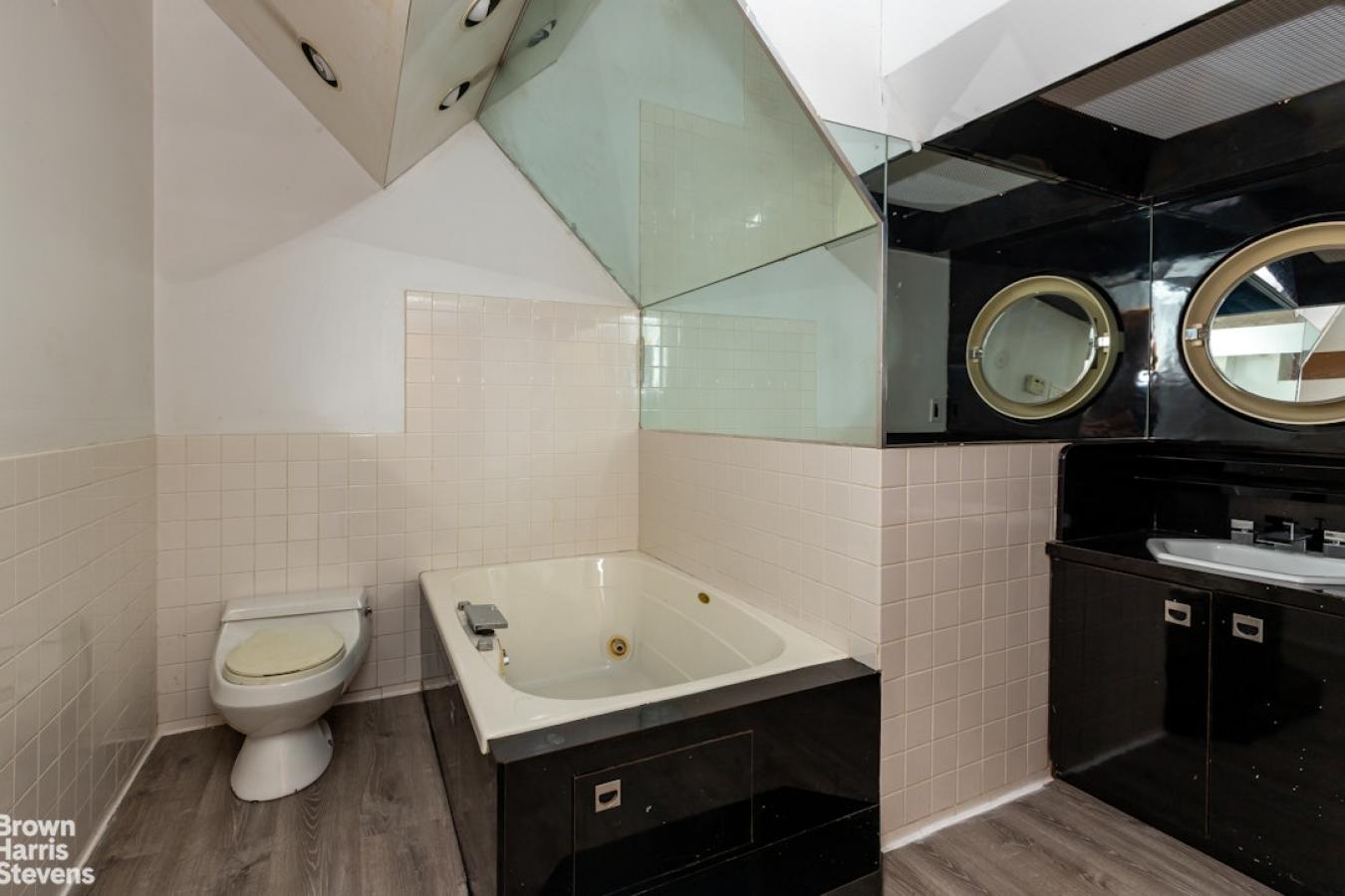 144 WEST 27TH STREET, Chelsea, NY, 10001, United States, 2 Bedrooms Bedrooms, ,2 BathroomsBathrooms,Residential,For Sale,144 WEST 27TH STREET,224214