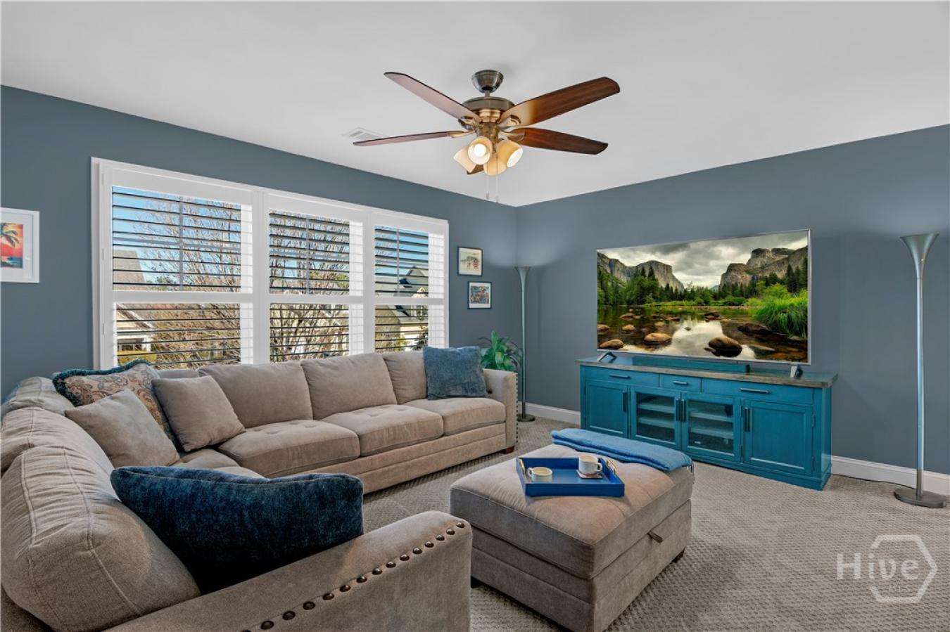 Tucked inside the gated community of The Enclave, this home backs to p – image 20