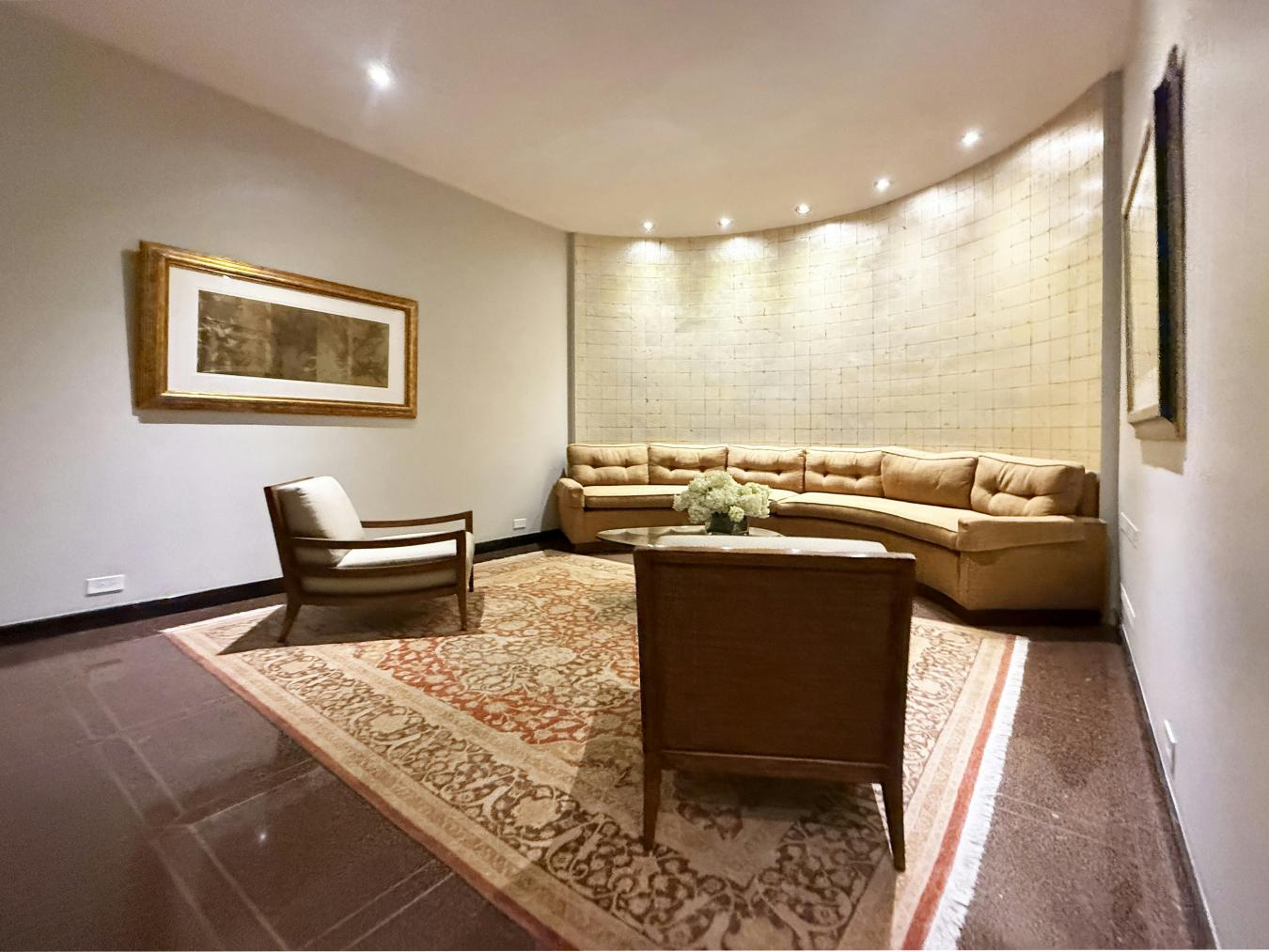 New York, New York, 10022, United States, 2 Bedrooms Bedrooms, ,2 BathroomsBathrooms,Residential,For Sale,2026720