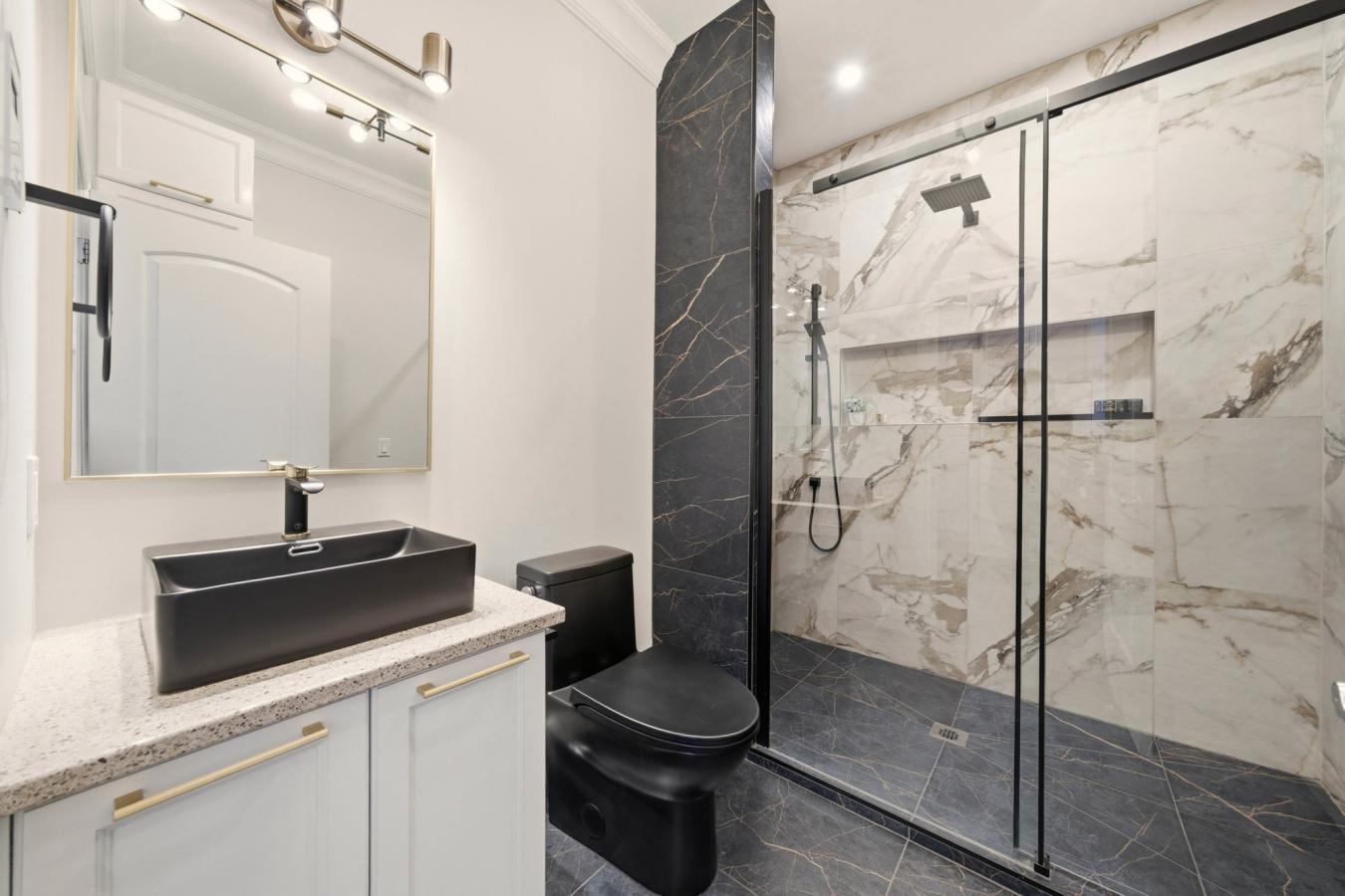 36 Rue des Berges, Ste-Catherine-de-Hatley, Eastern Townships, J0B 1W0, Canada, 3 Bedrooms Bedrooms, ,2 BathroomsBathrooms,Residential,For Sale,36 Rue des Berges,23101021