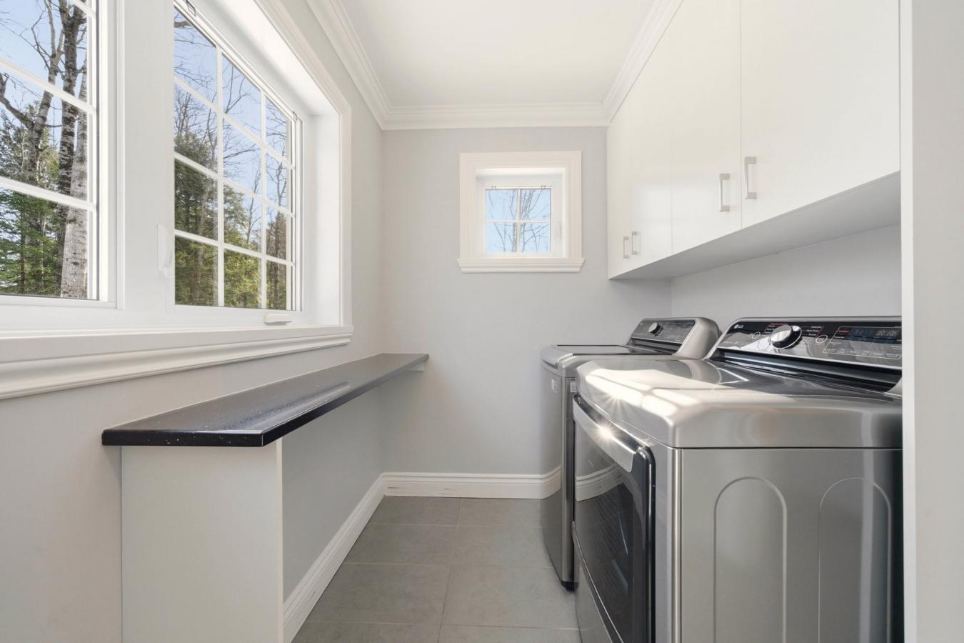 36 Rue des Berges, Ste-Catherine-de-Hatley, Eastern Townships, J0B 1W0, Canada, 3 Bedrooms Bedrooms, ,2 BathroomsBathrooms,Residential,For Sale,36 Rue des Berges,23101021