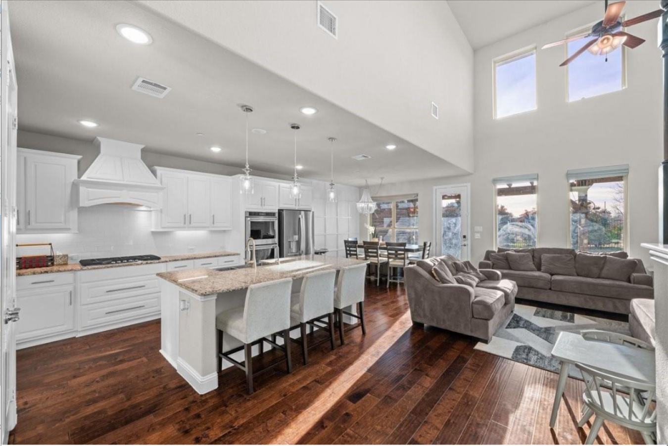 Sunnyvale, Dallas, 75182, United States, 5 Bedrooms Bedrooms, ,4 BathroomsBathrooms,Residential,For Sale,2026699