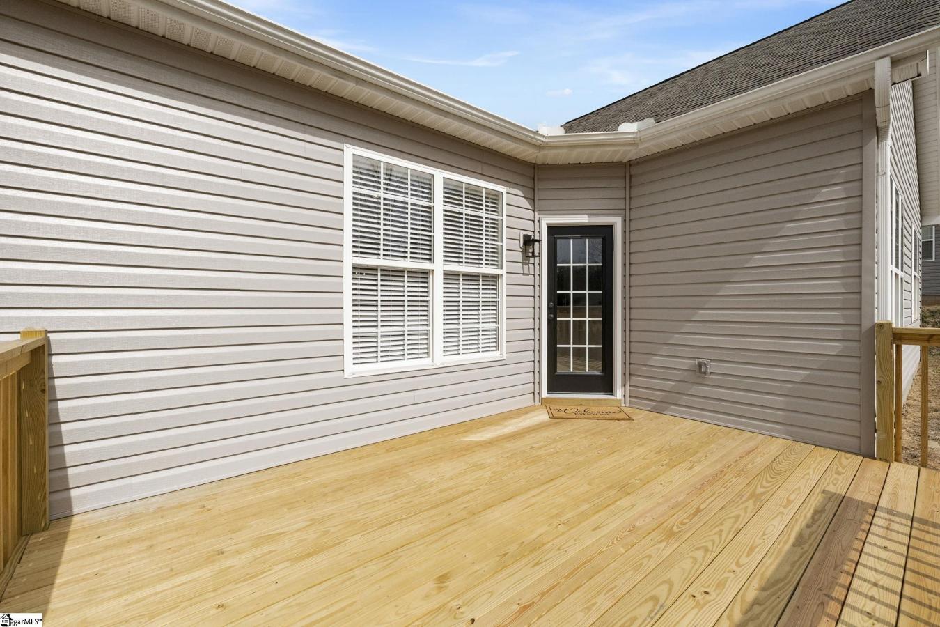 Stunning fully remodeled home in the highly desirable Blue Ridge and G – image 16