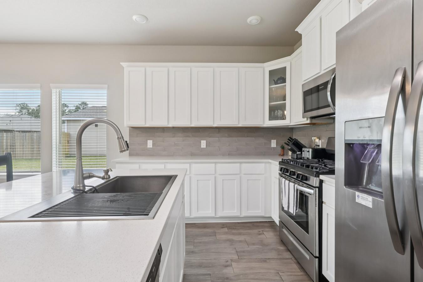 This 4-bedroom, 2.5-bath located in the Enclave at Dobbin community of – image 14