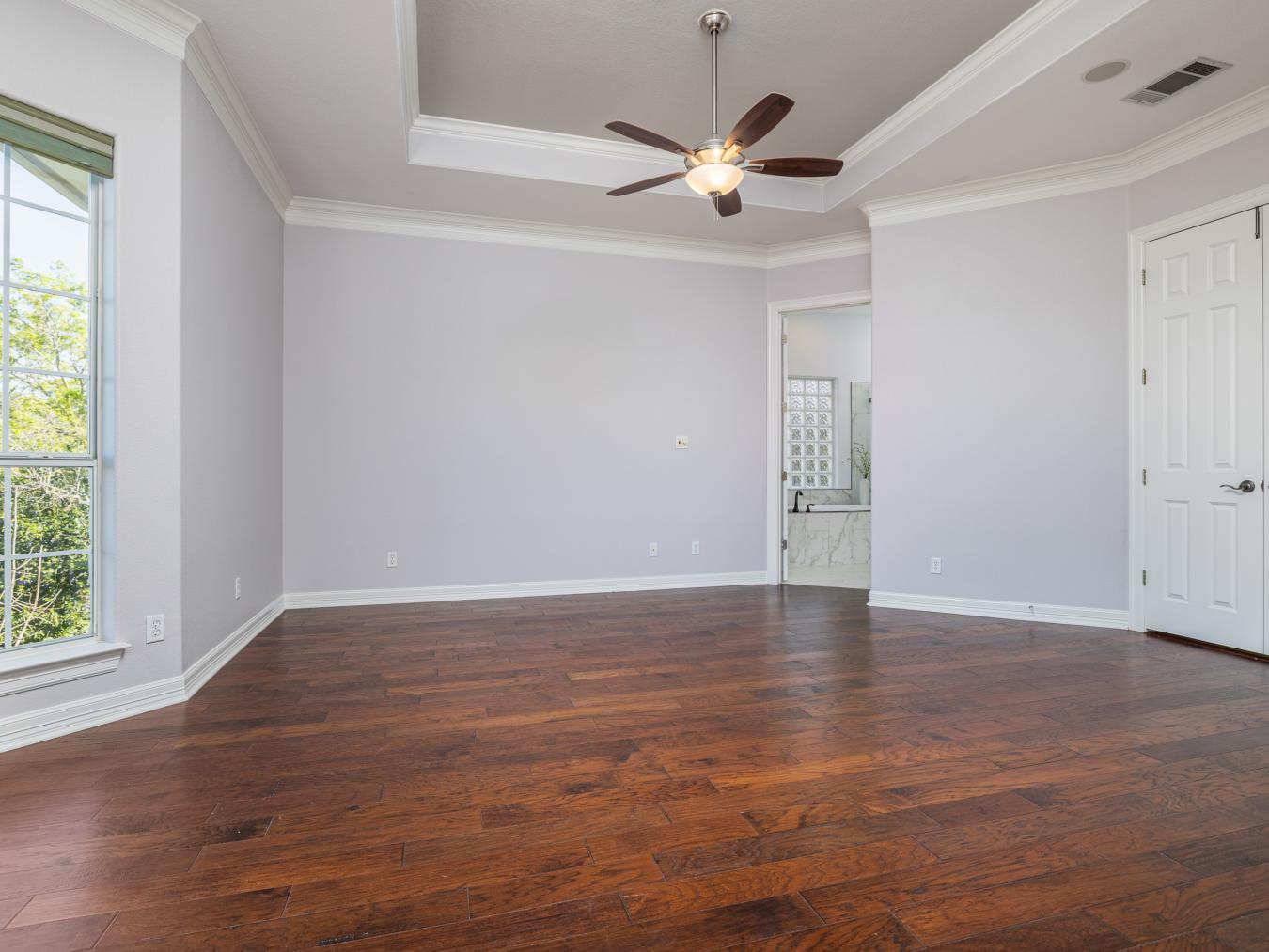 Rare lease opportunity in the highly sought-after River Place communit – image 15