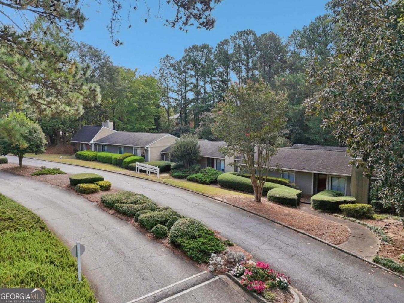 Rare 2-bedroom, 2-bath condo in East Cobb that lives more like a townh – image 3