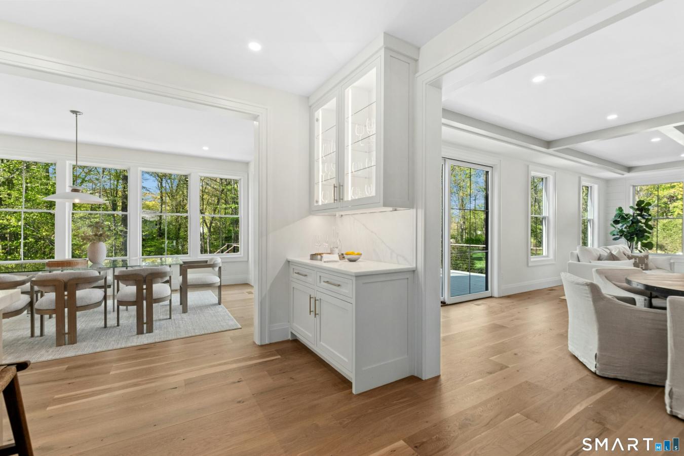 Darien, Connecticut, 06820, United States, 5 Bedrooms Bedrooms, ,6 BathroomsBathrooms,Residential,For Sale,2027653