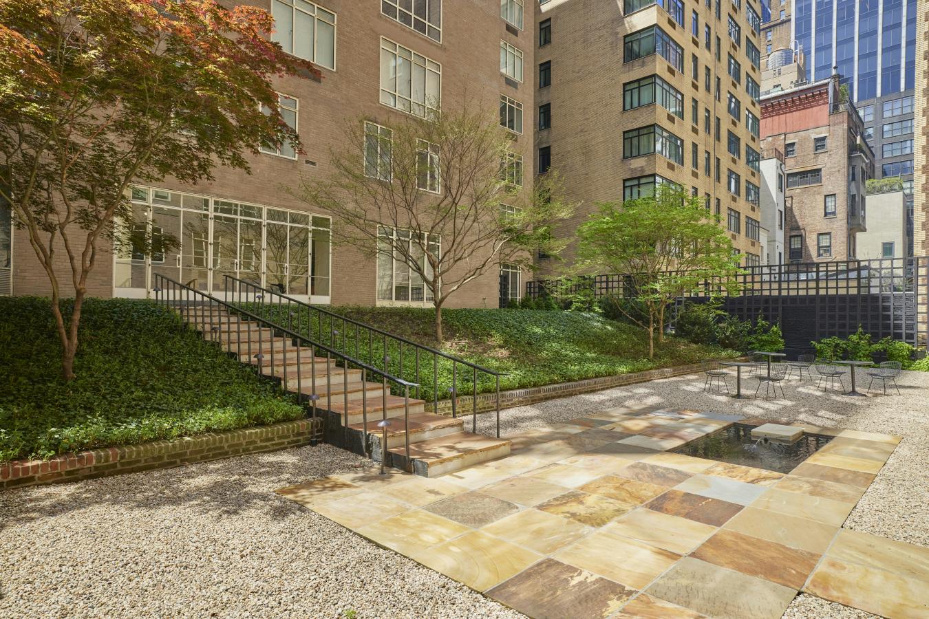 New York, New York, 10019, United States, 2 Bedrooms Bedrooms, ,2 BathroomsBathrooms,Residential,For Sale,2027643