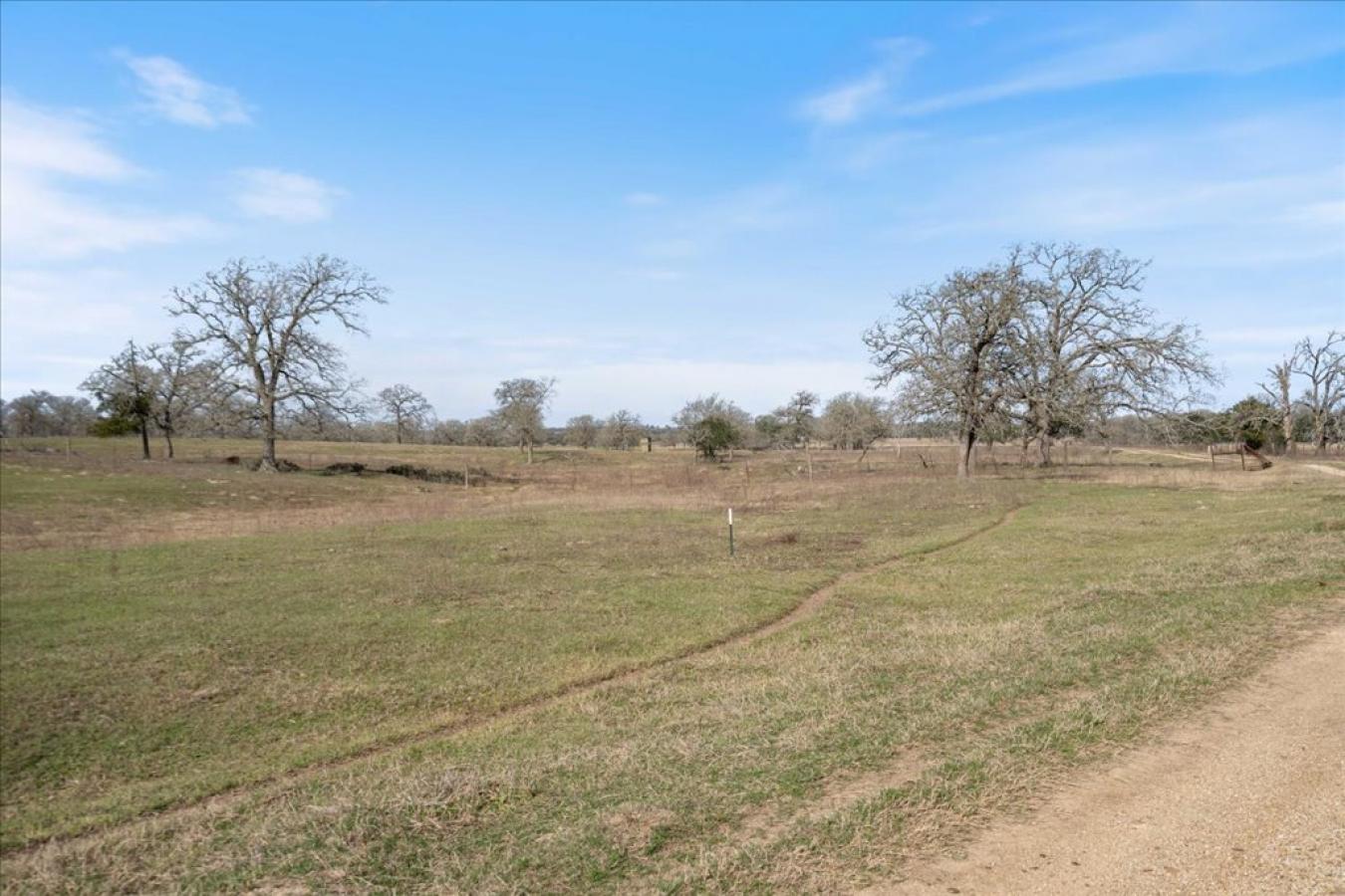 4504 State Highway 304, Rosanky, Caldwell, 78953, United States, ,Residential,For Sale,4504 State Highway 304,9937352