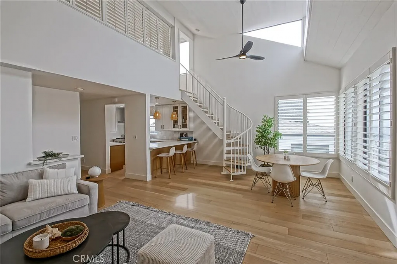 Welcome to the definition of California cool. 320 Marine Ave is where – image 2
