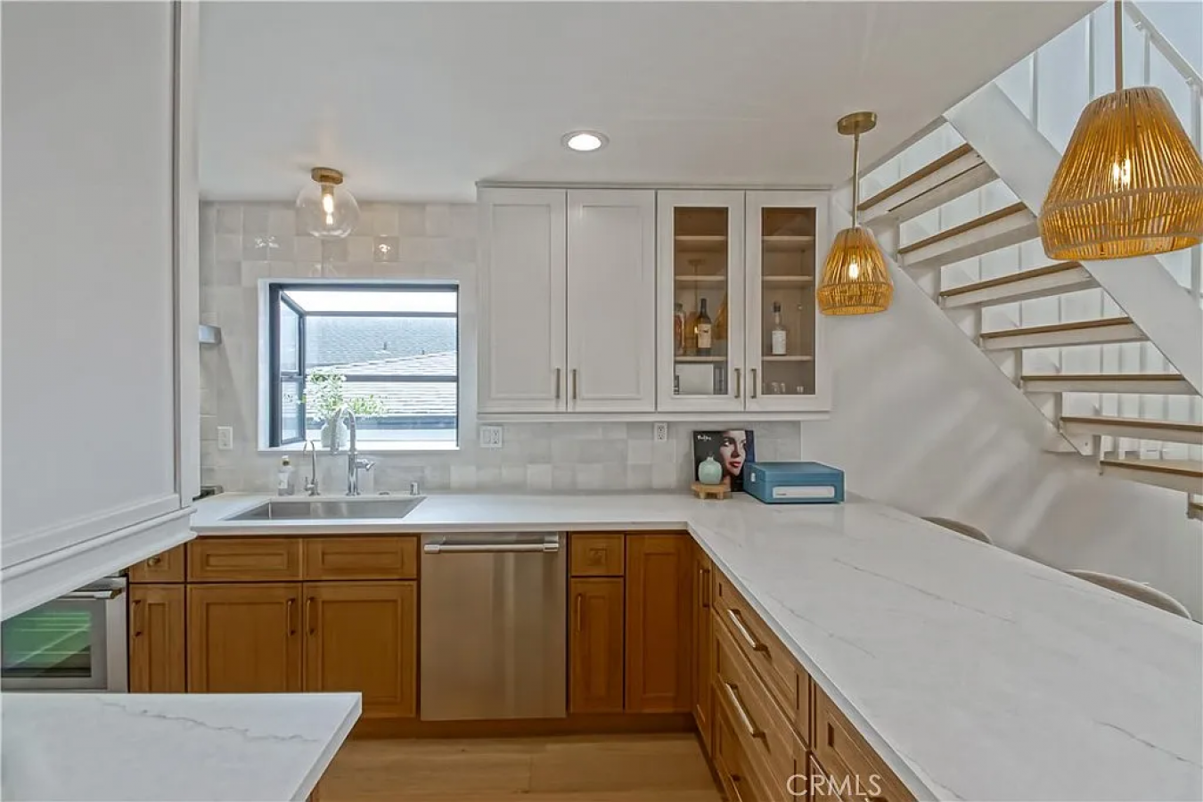 Welcome to the definition of California cool. 320 Marine Ave is where – image 17