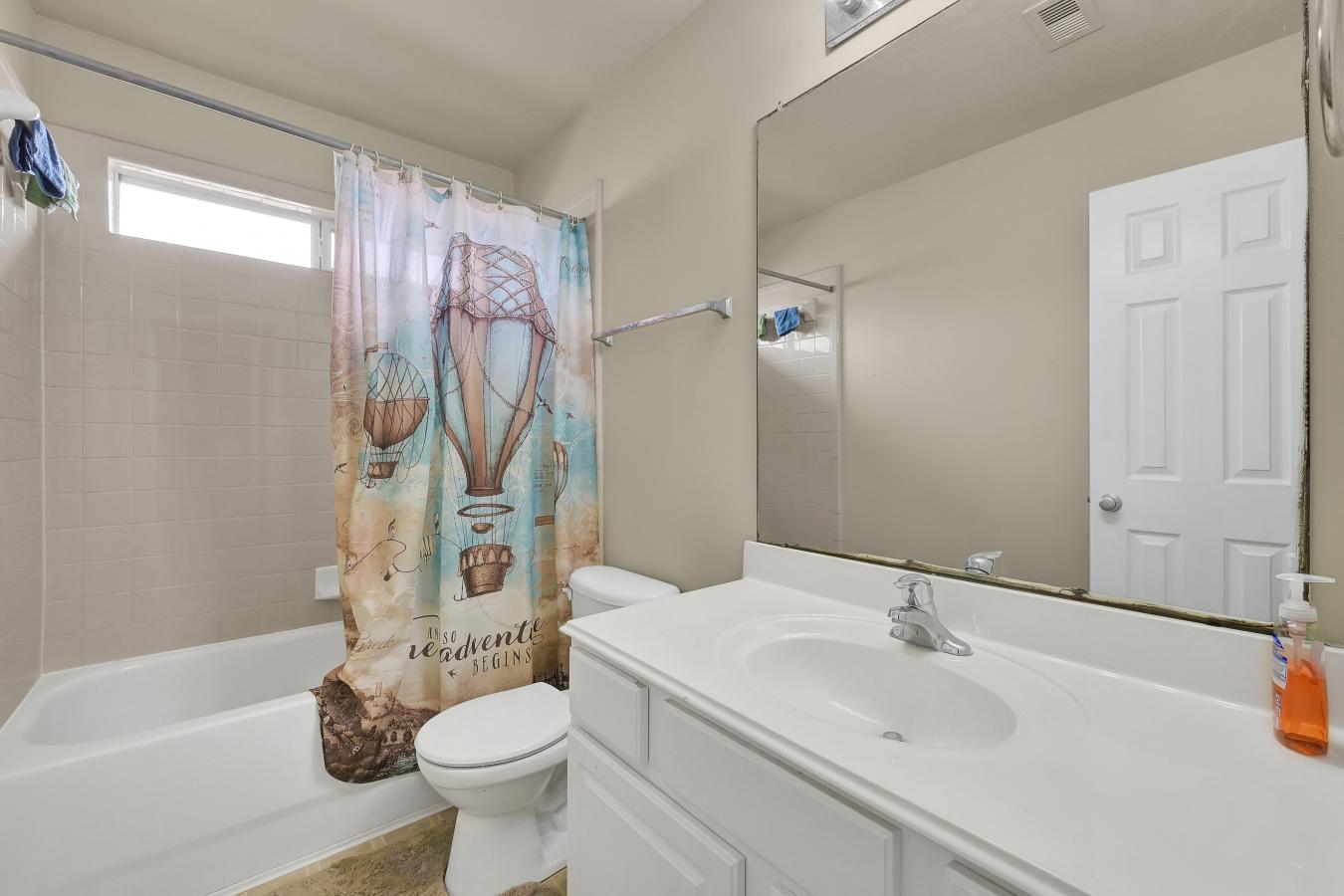 13408 Baron Hill Lane, Rosharon, Brazoria, 77583, United States, 3 Bedrooms Bedrooms, ,2 BathroomsBathrooms,Residential,For Sale,13408 Baron Hill Lane,96189292