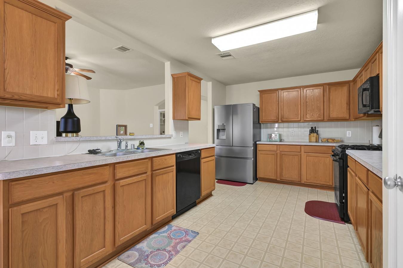 13408 Baron Hill Lane, Rosharon, Brazoria, 77583, United States, 3 Bedrooms Bedrooms, ,2 BathroomsBathrooms,Residential,For Sale,13408 Baron Hill Lane,96189292