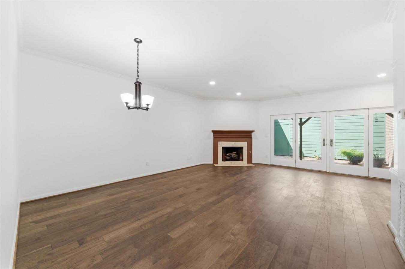 8614 Oakford Drive, Houston, Harris, 77024, United States, 2 Bedrooms Bedrooms, ,2 BathroomsBathrooms,Residential,For Sale,8614 Oakford Drive,225153