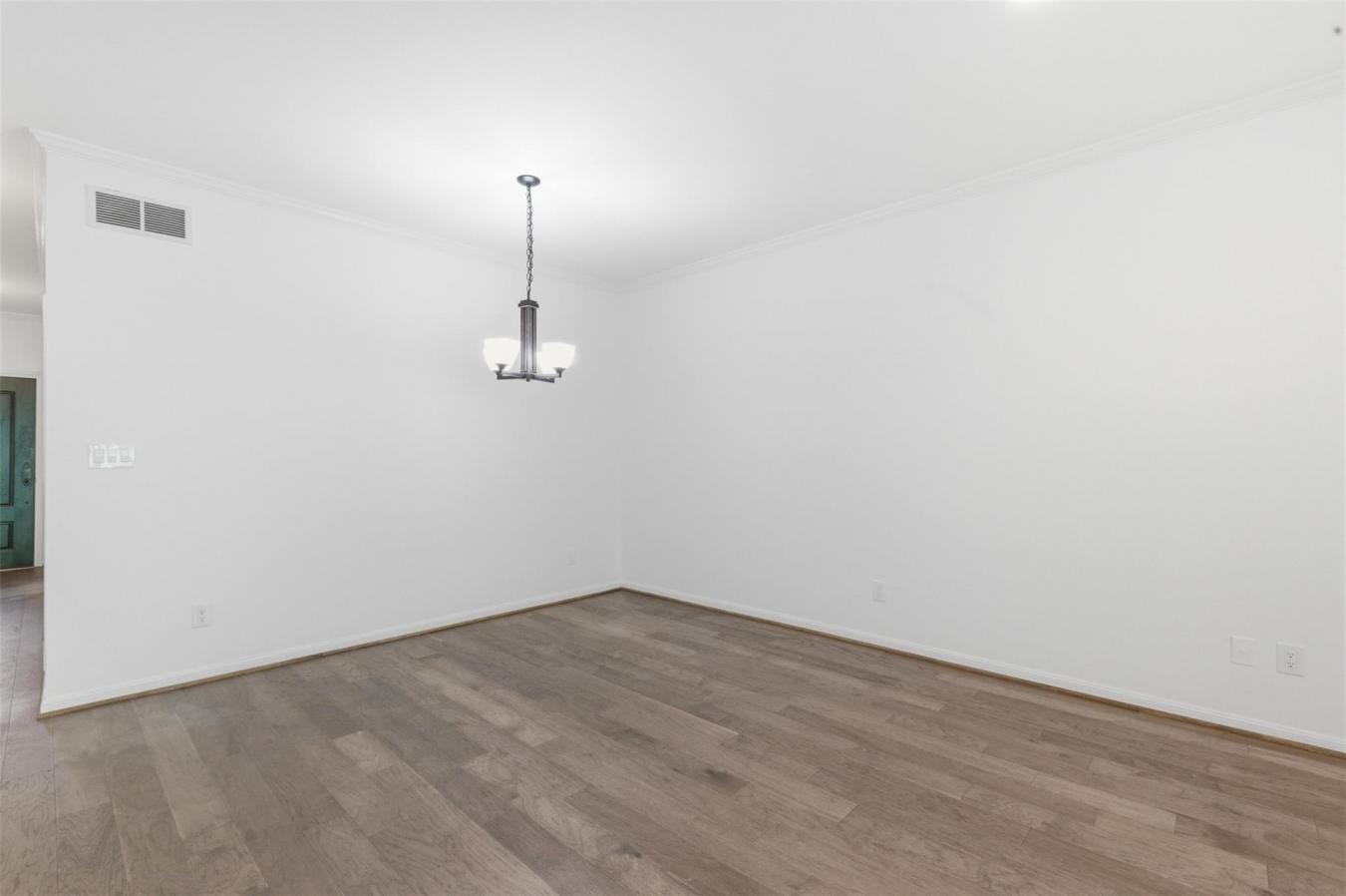 8614 Oakford Drive, Houston, Harris, 77024, United States, 2 Bedrooms Bedrooms, ,2 BathroomsBathrooms,Residential,For Sale,8614 Oakford Drive,225153