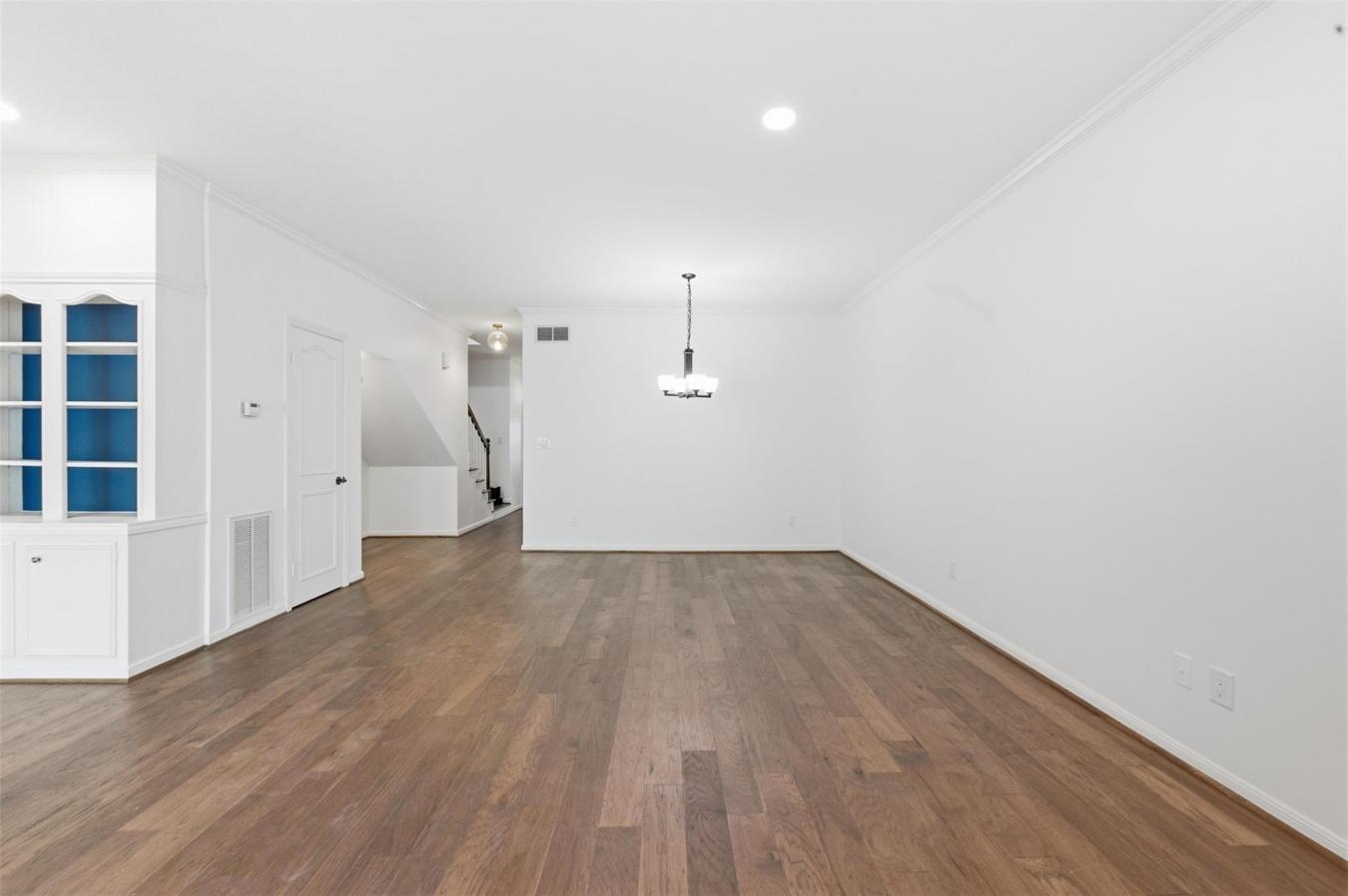 8614 Oakford Drive, Houston, Harris, 77024, United States, 2 Bedrooms Bedrooms, ,2 BathroomsBathrooms,Residential,For Sale,8614 Oakford Drive,225153